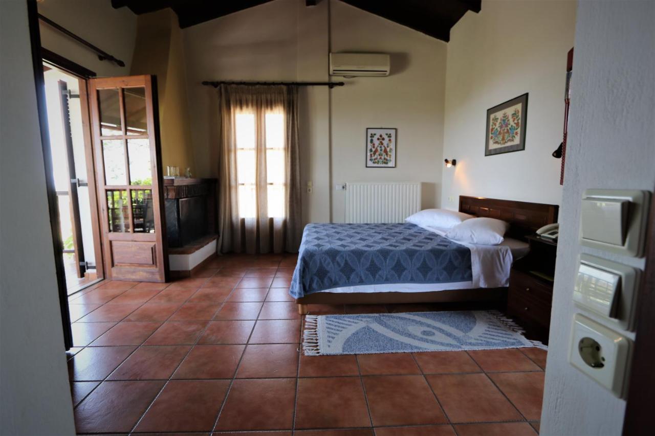 Vateri Hotel Limni  Ngoại thất bức ảnh